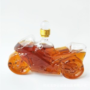 河北華企生產(chǎn)白酒瓶玻璃罐透明酒壺復(fù)古酒瓶玻璃工藝酒瓶醒酒器